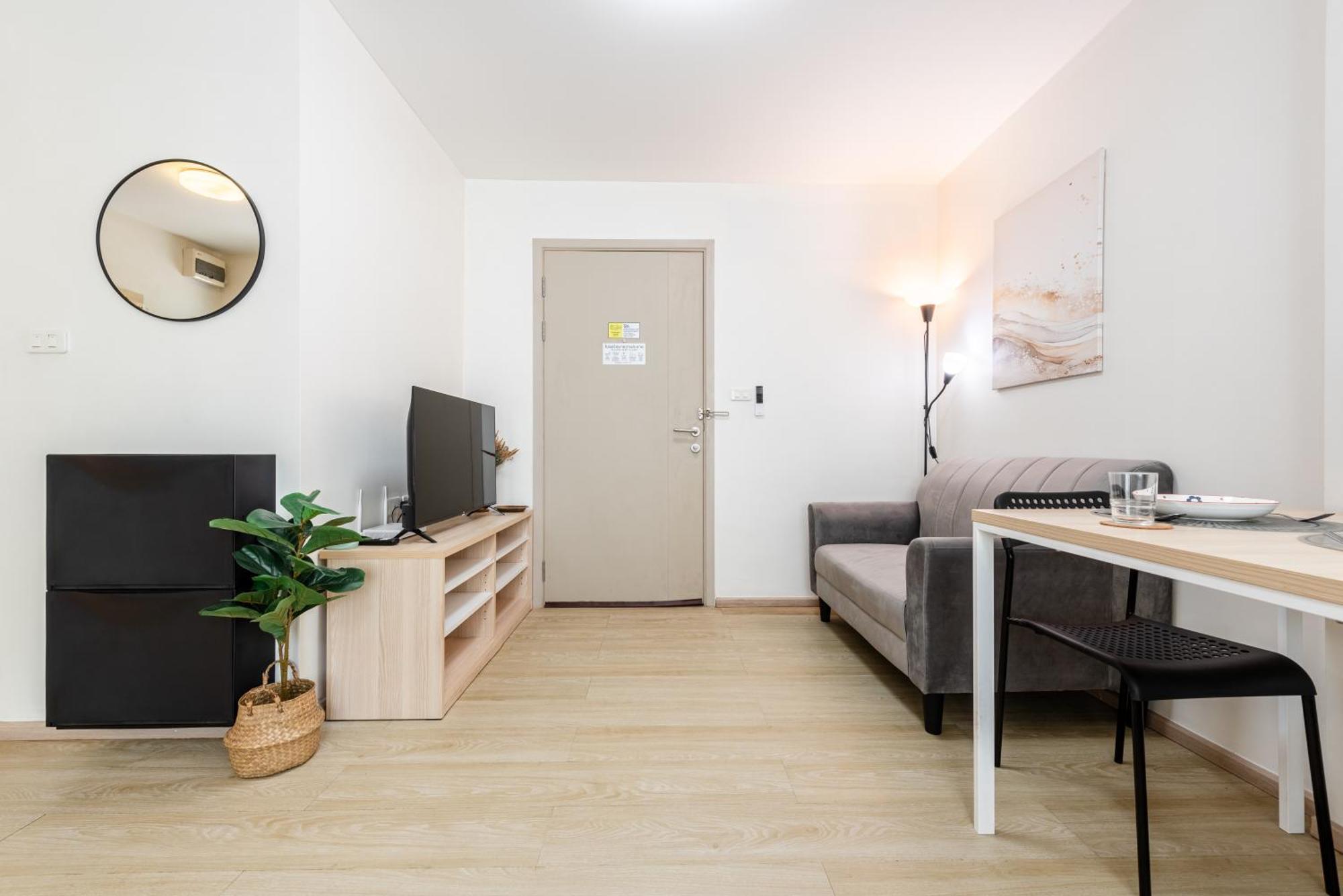 Elio Del Ray Bts Punnawithi Appartement *