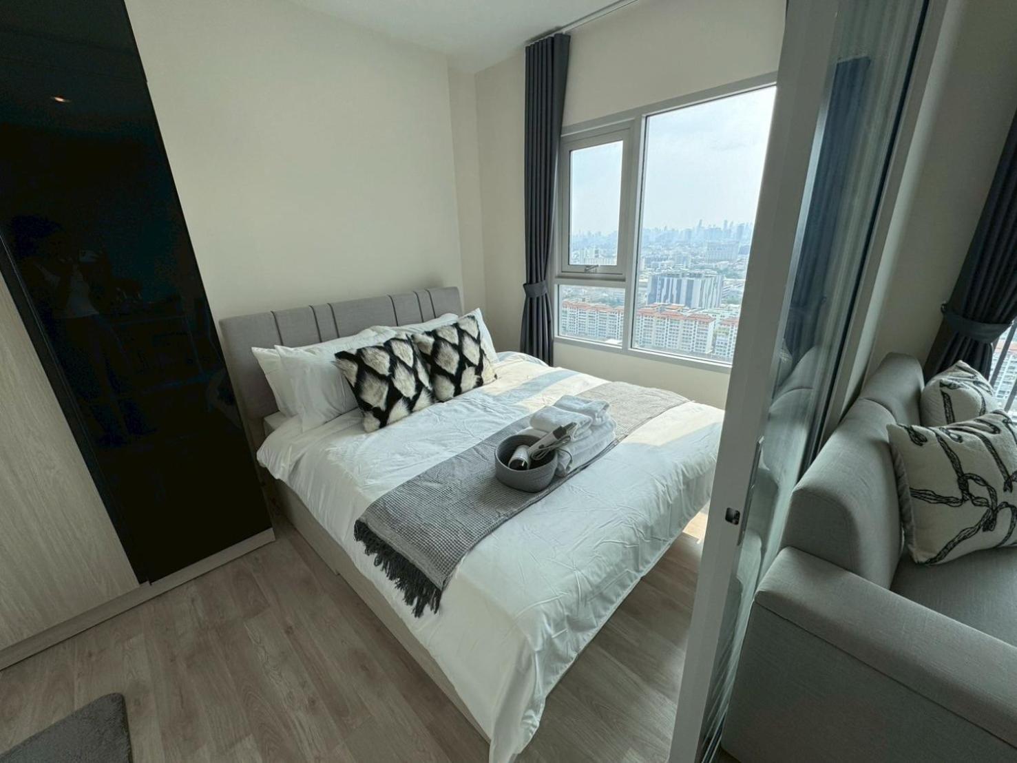 Apartment High Floor Luxury With Great Views Bangkok