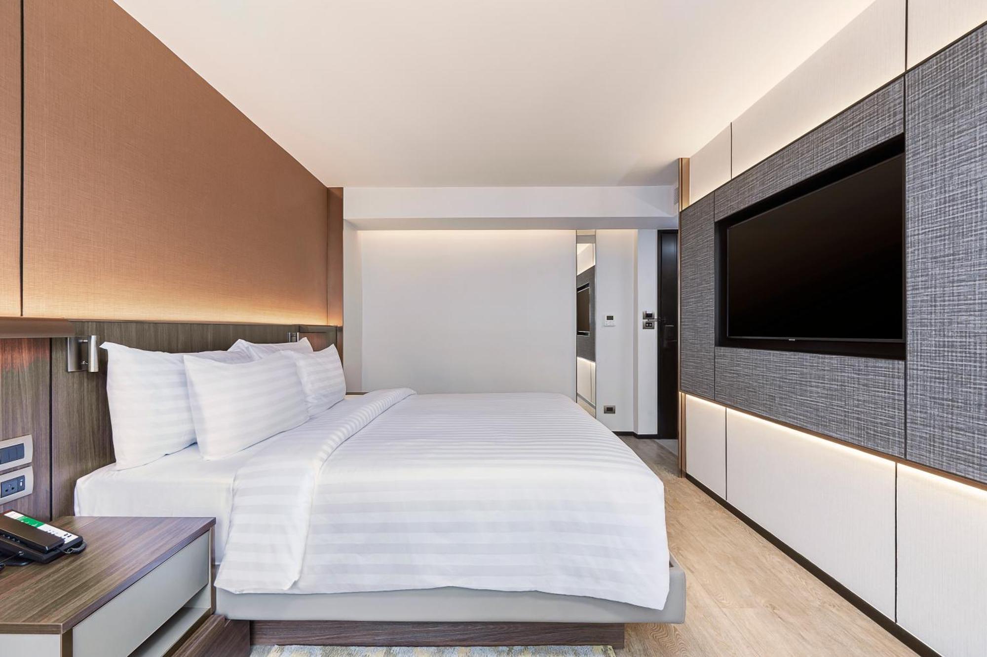 Gardina Asoke Hotel&residence 4*