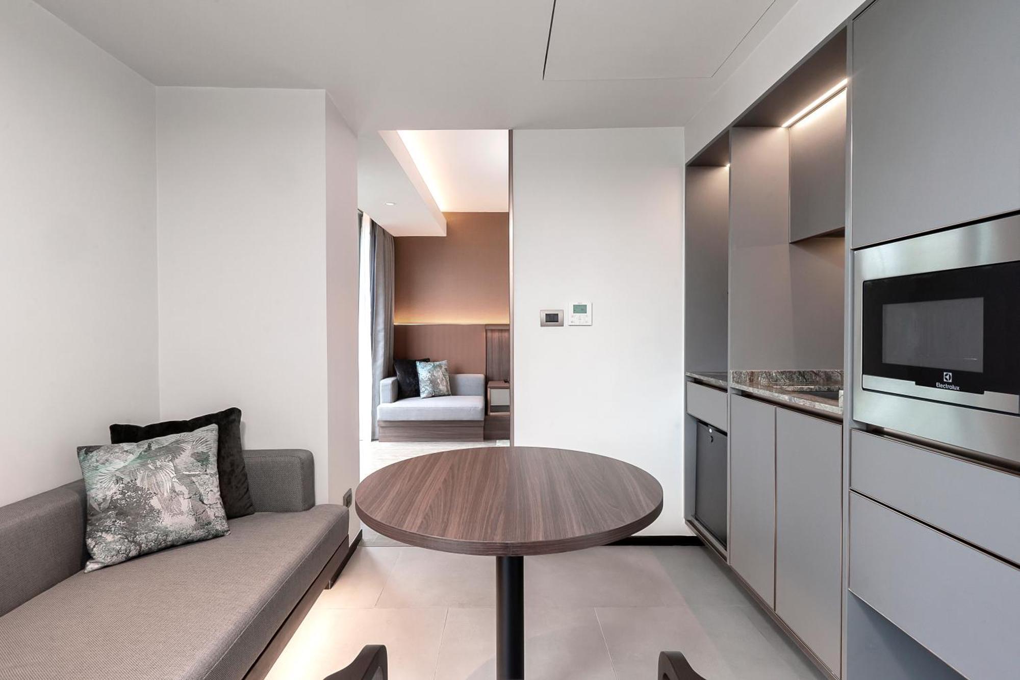 Gardina Asoke & - Sha Certified Hotell 4*