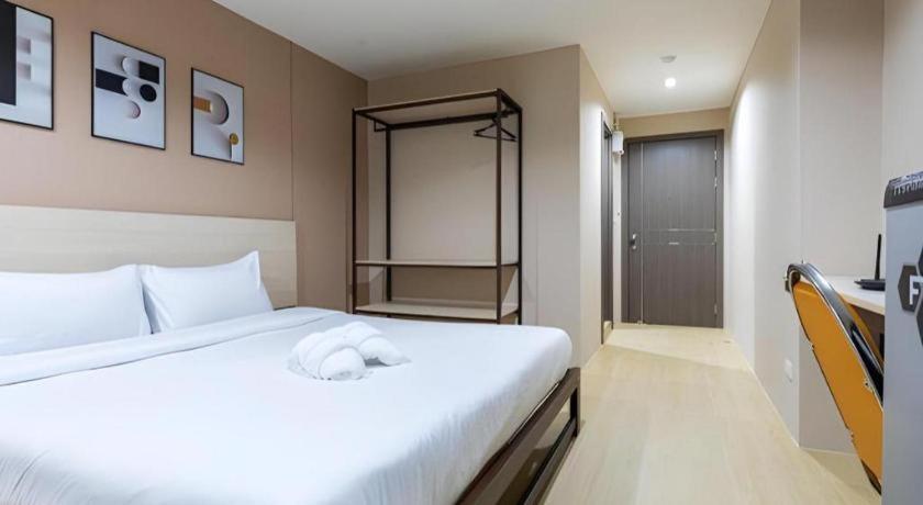 The Queen Palace 4*