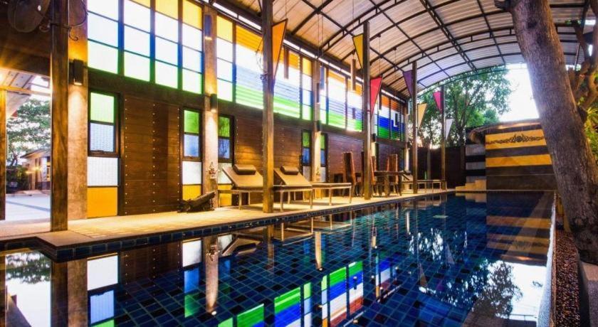 Pak Ping Ing Tang Boutique 4*