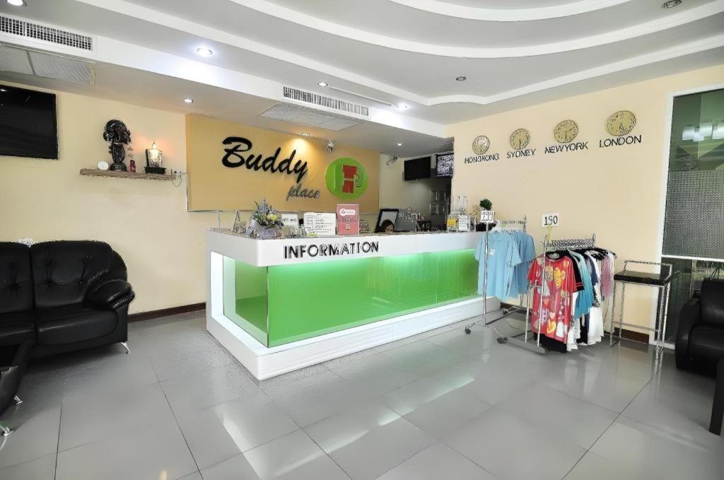 Buddy Place Hotel
