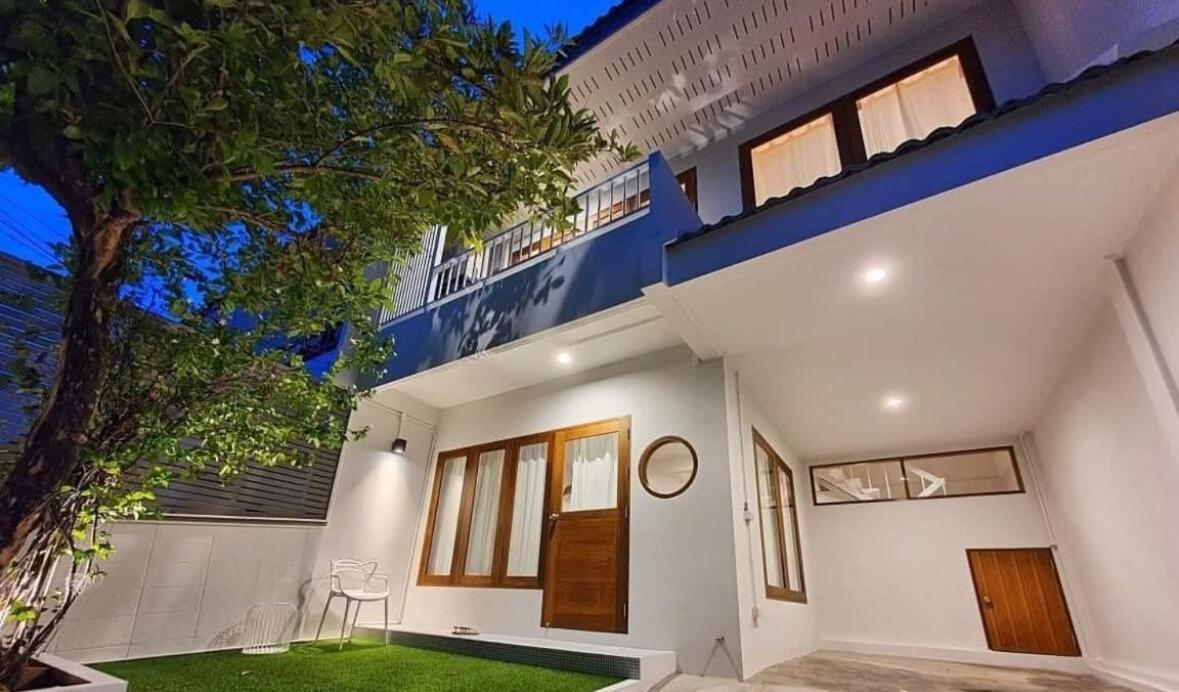 Apartment House In Pridi - Stylish 3br Pet-friendly Bangkok