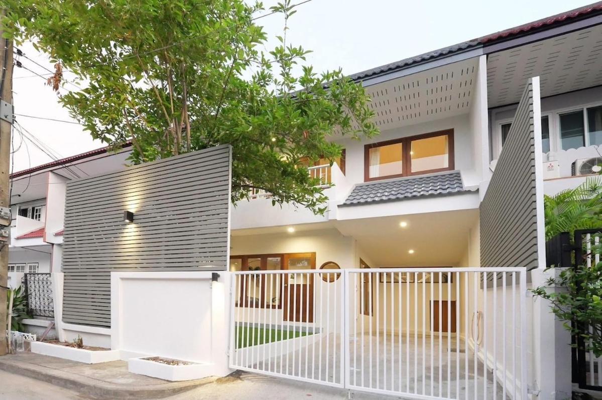 House In Pridi - Stylish 3br Pet-friendly *