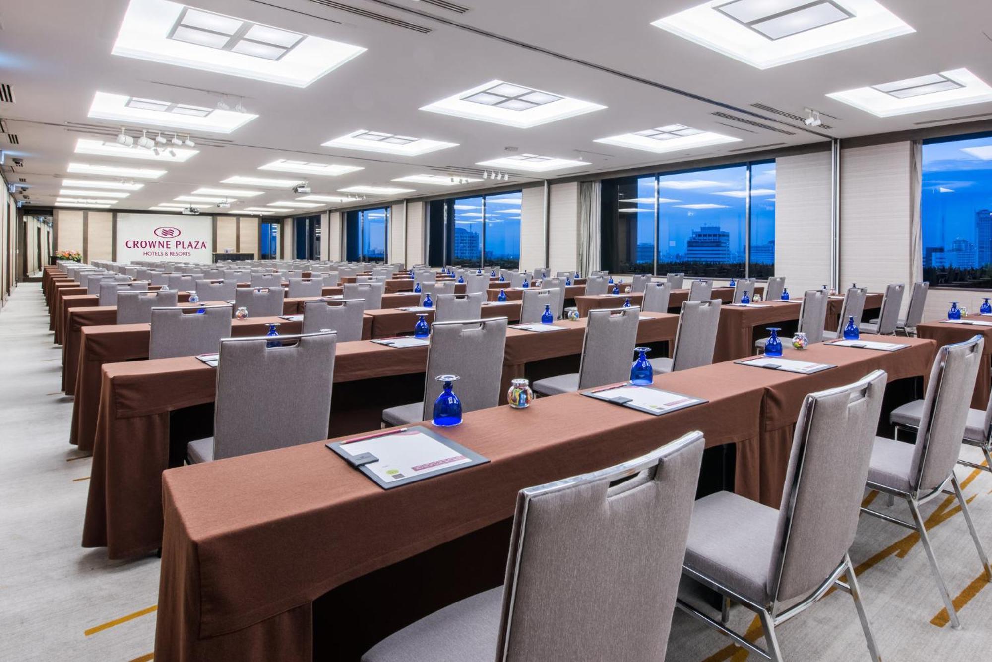 Hotell Crowne Plaza Lumpini Park By Ihg Bangkok