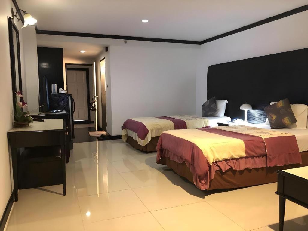 Hotel Town In Town Gardent 3*