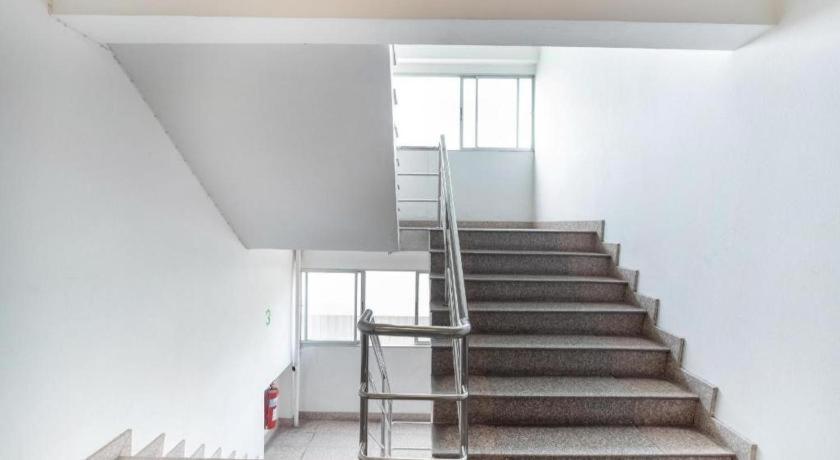 Hotel Oyo 519 B Min Airport 2*