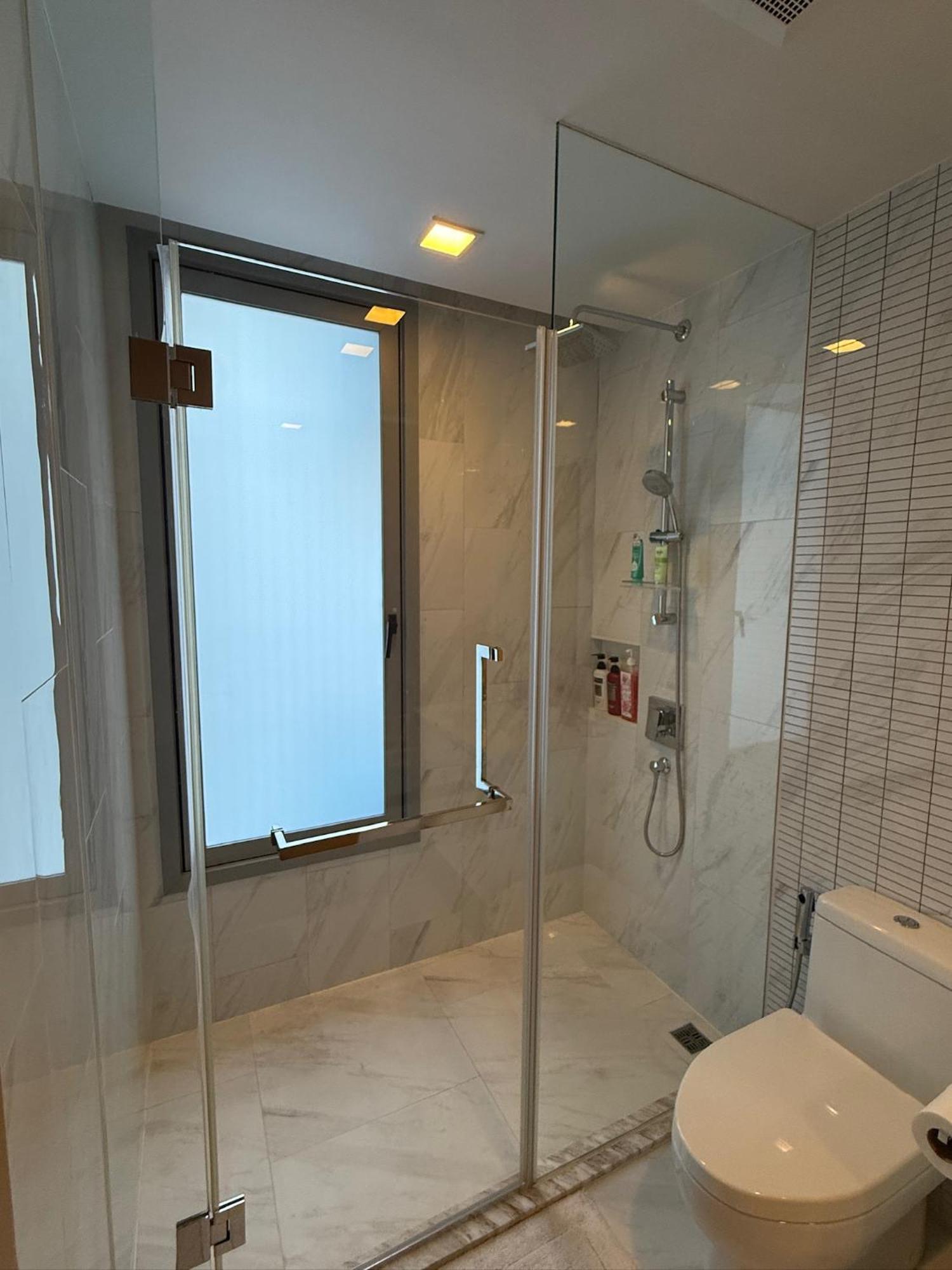 Appartement Luxury Sukhumvit Asoke Nana 65 Sqm Sleeps 4