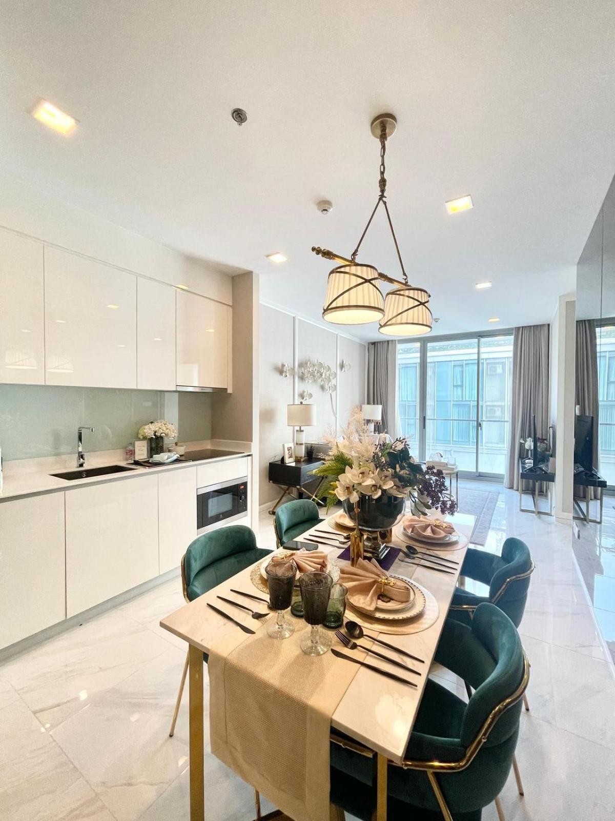 Luxury Sukhumvit Asoke Nana 65 Sqm Sleeps 4 Appartement