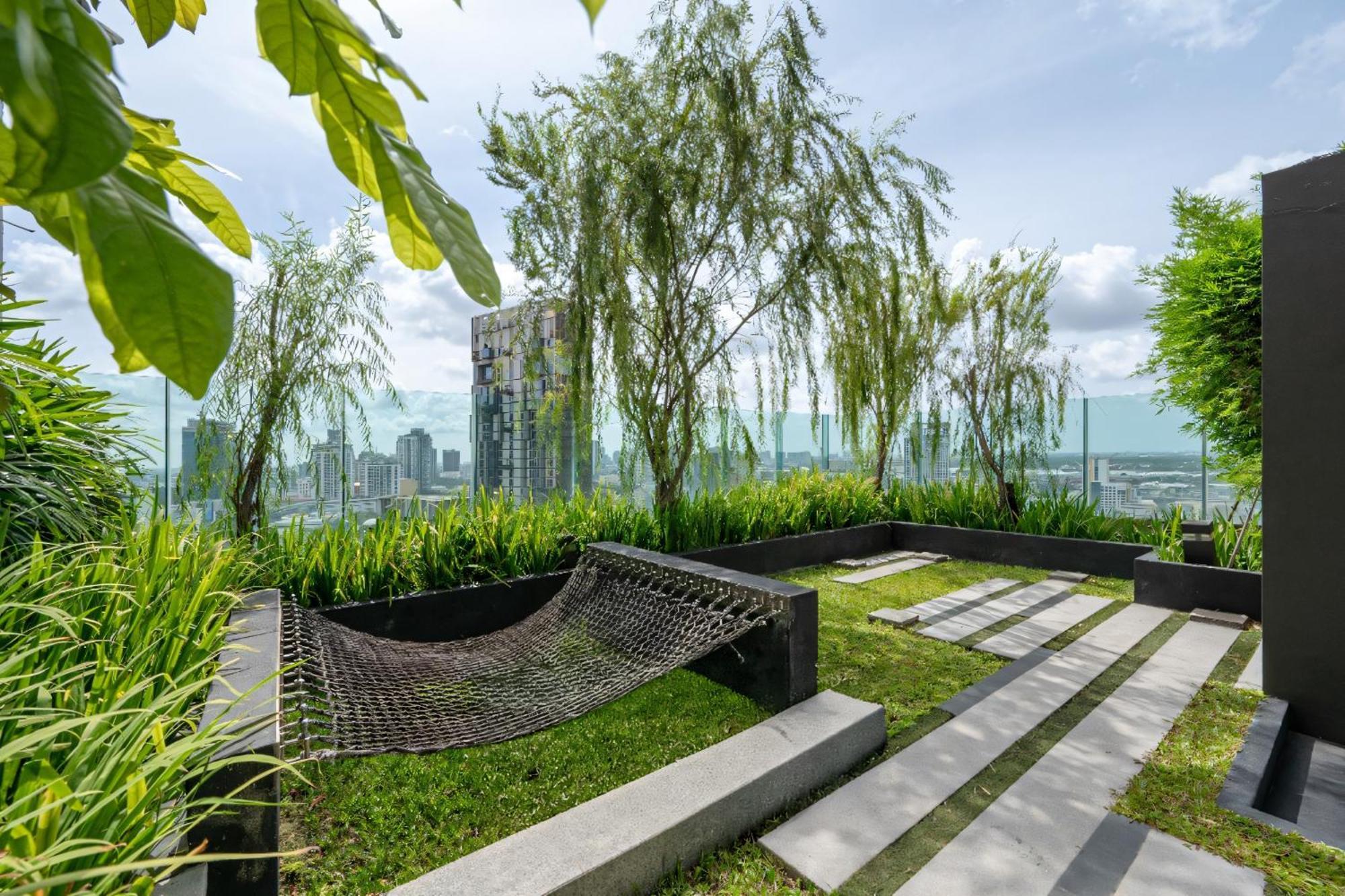 5 Star Sukhumvit Infinity Pool Gym Sauna * Bangkok