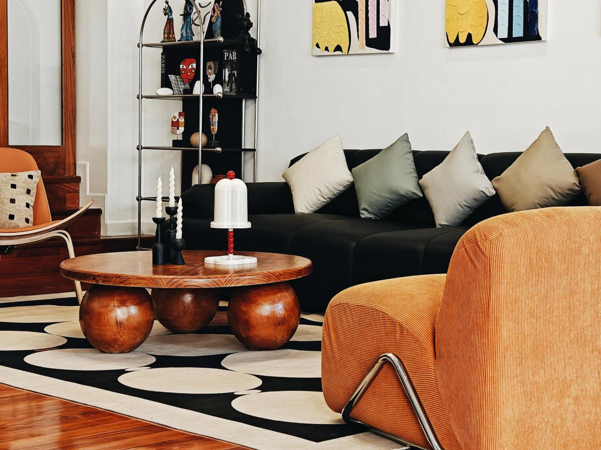 4br Modern Art With Free Wi-fi Netflix Vinyl Villaer