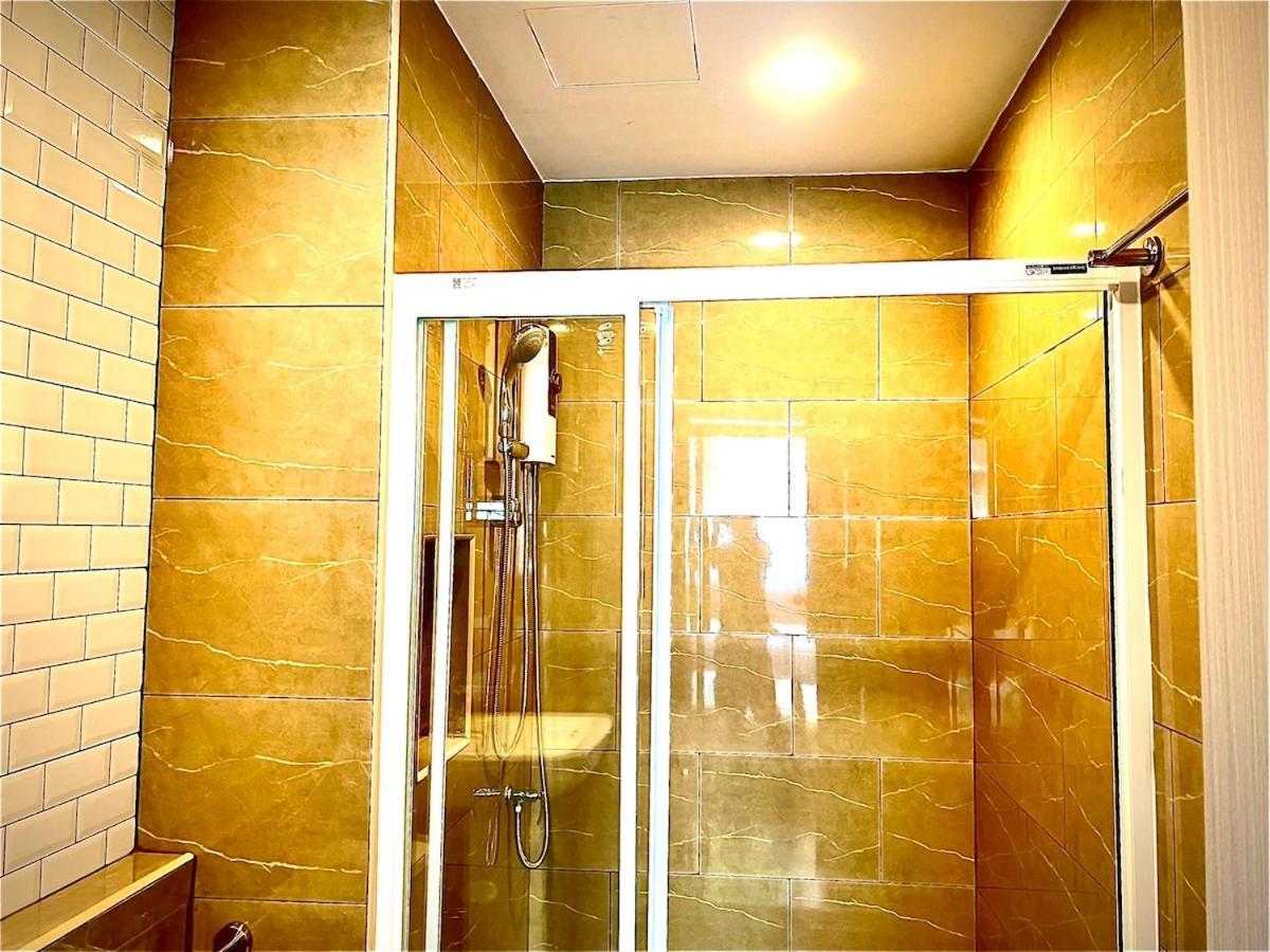 The Circle 3 Apartment Bangkok