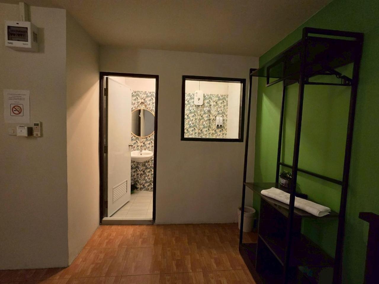 Hostel Lhong Krung Bangkok