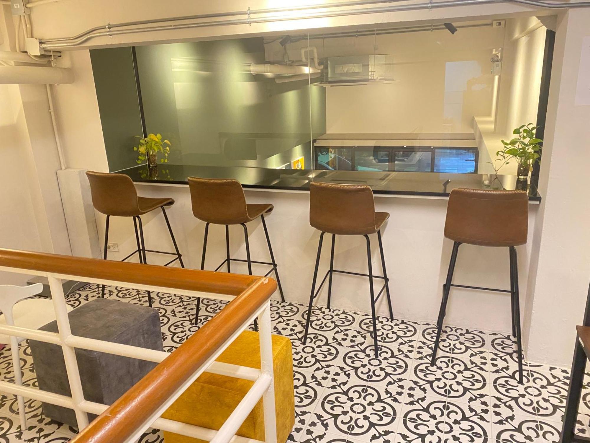 Hostel Lhong Krung