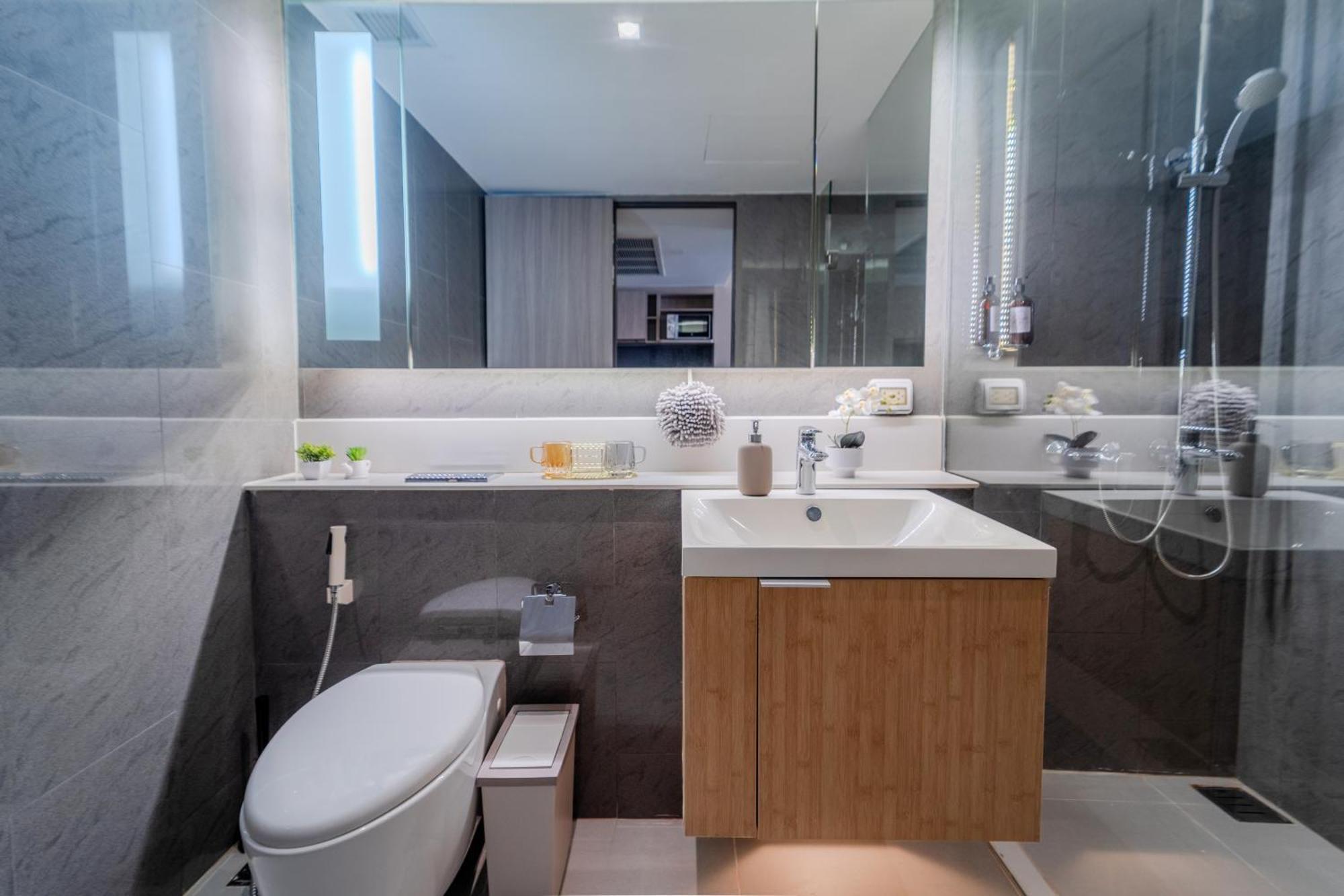 Apartment Luxury 2br With Sky Pool & Gym Near Bts Thong Lo *