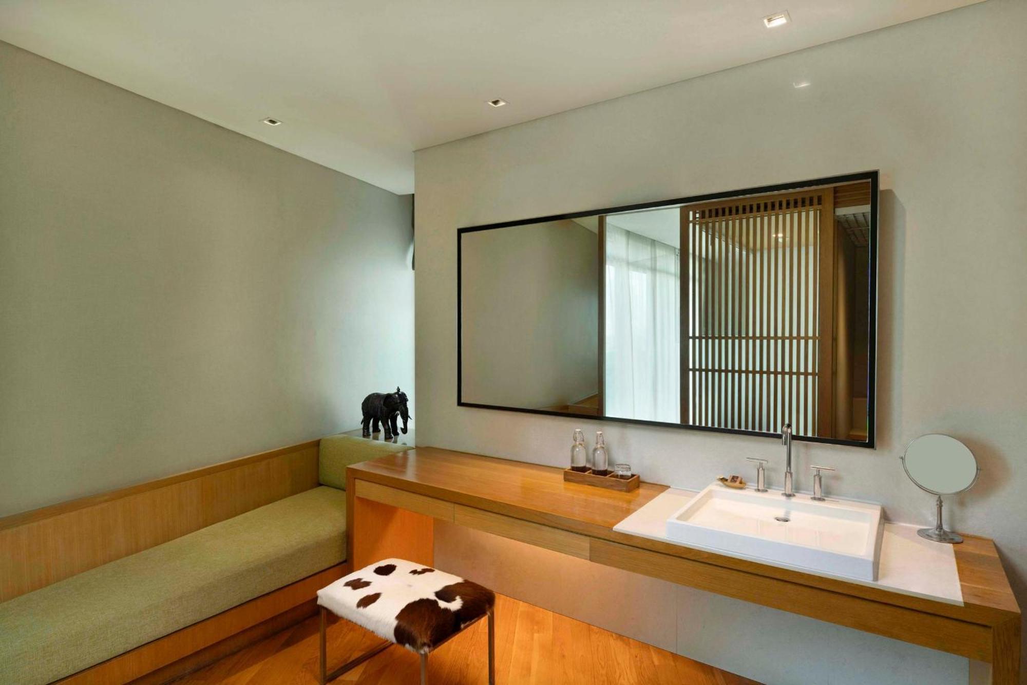 Tui Blue Maduzi 4* Bangkok