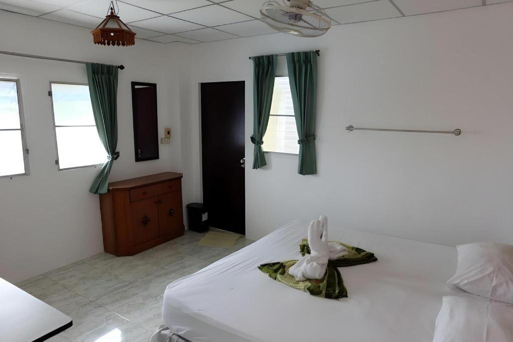 Hotel Sananwan Palace 2*