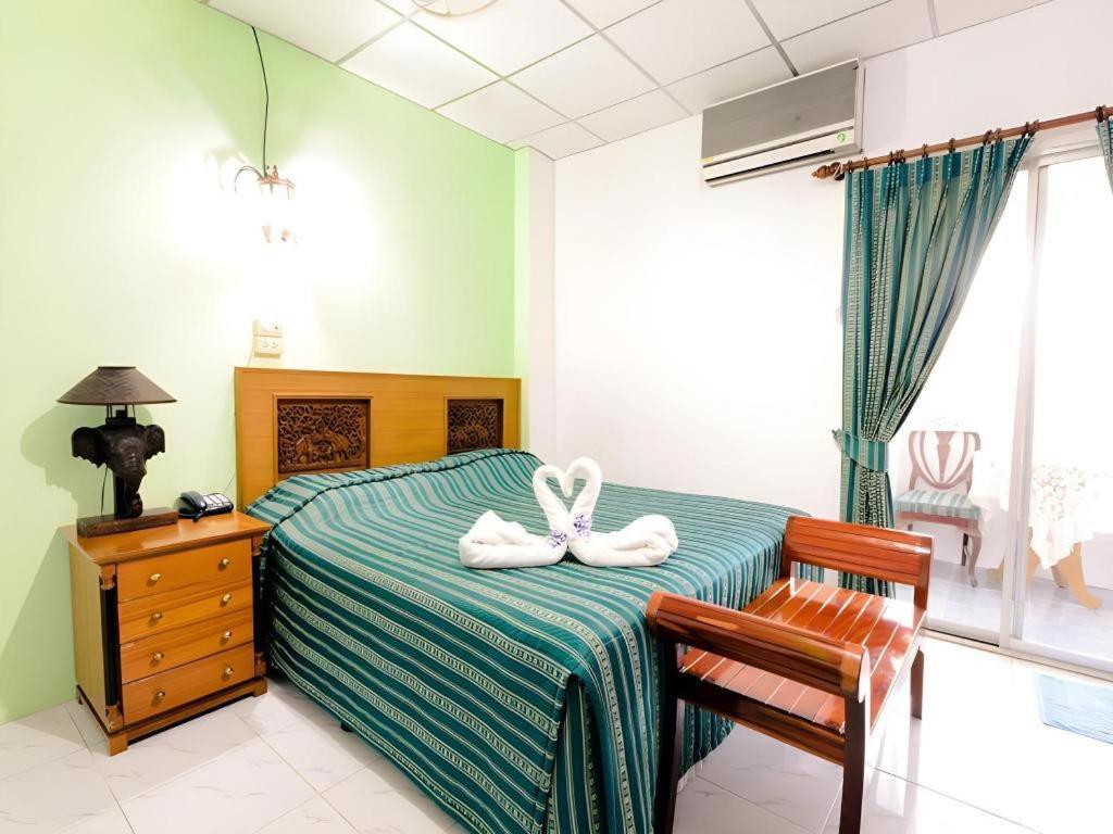 Hotel Sananwan Palace 2*