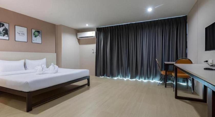The Queen Palace 4* Bangkok