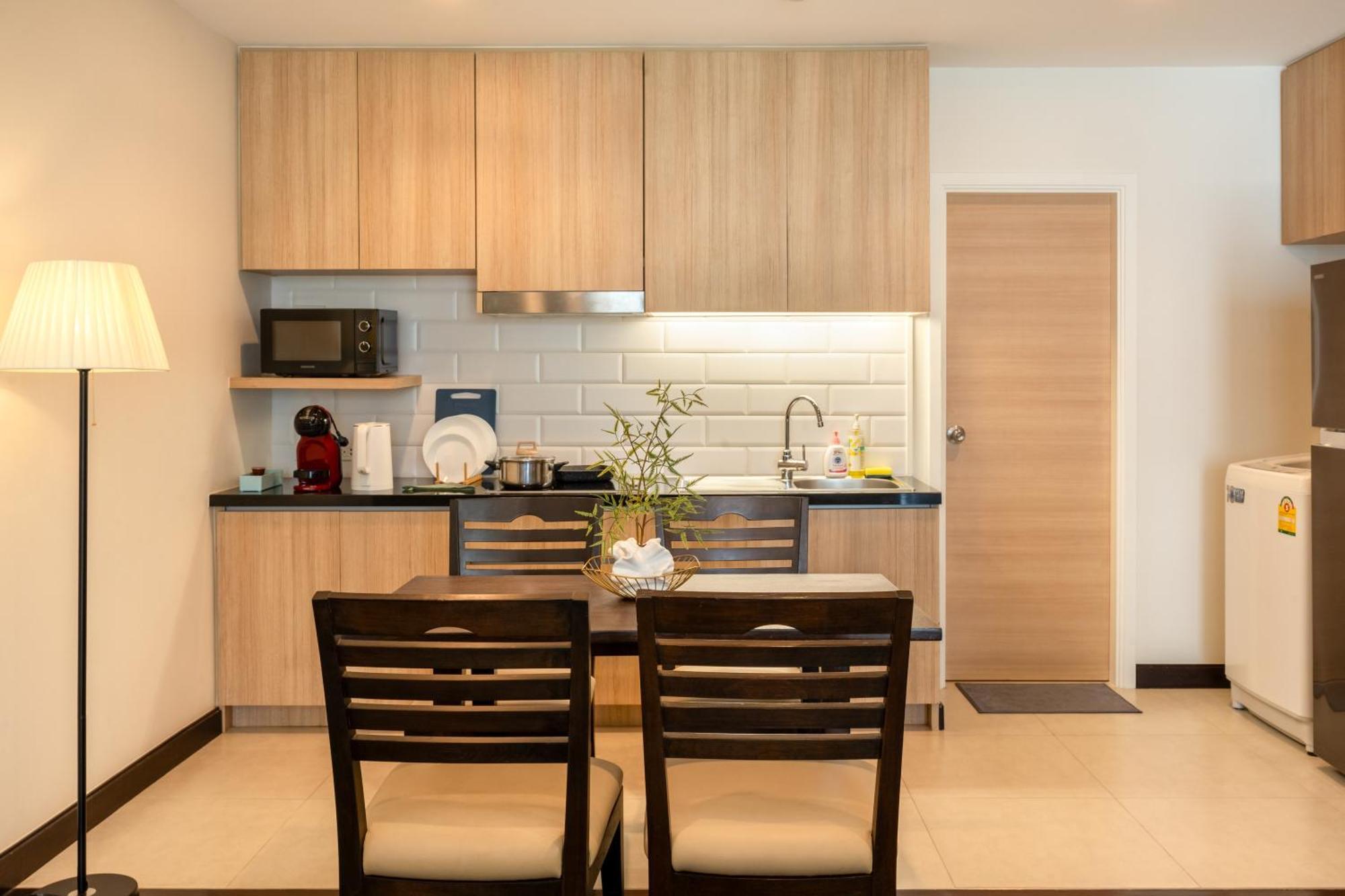 Spacious Sukhumvit Ment Near Emsphere Bts Phrom Phong Apartamento