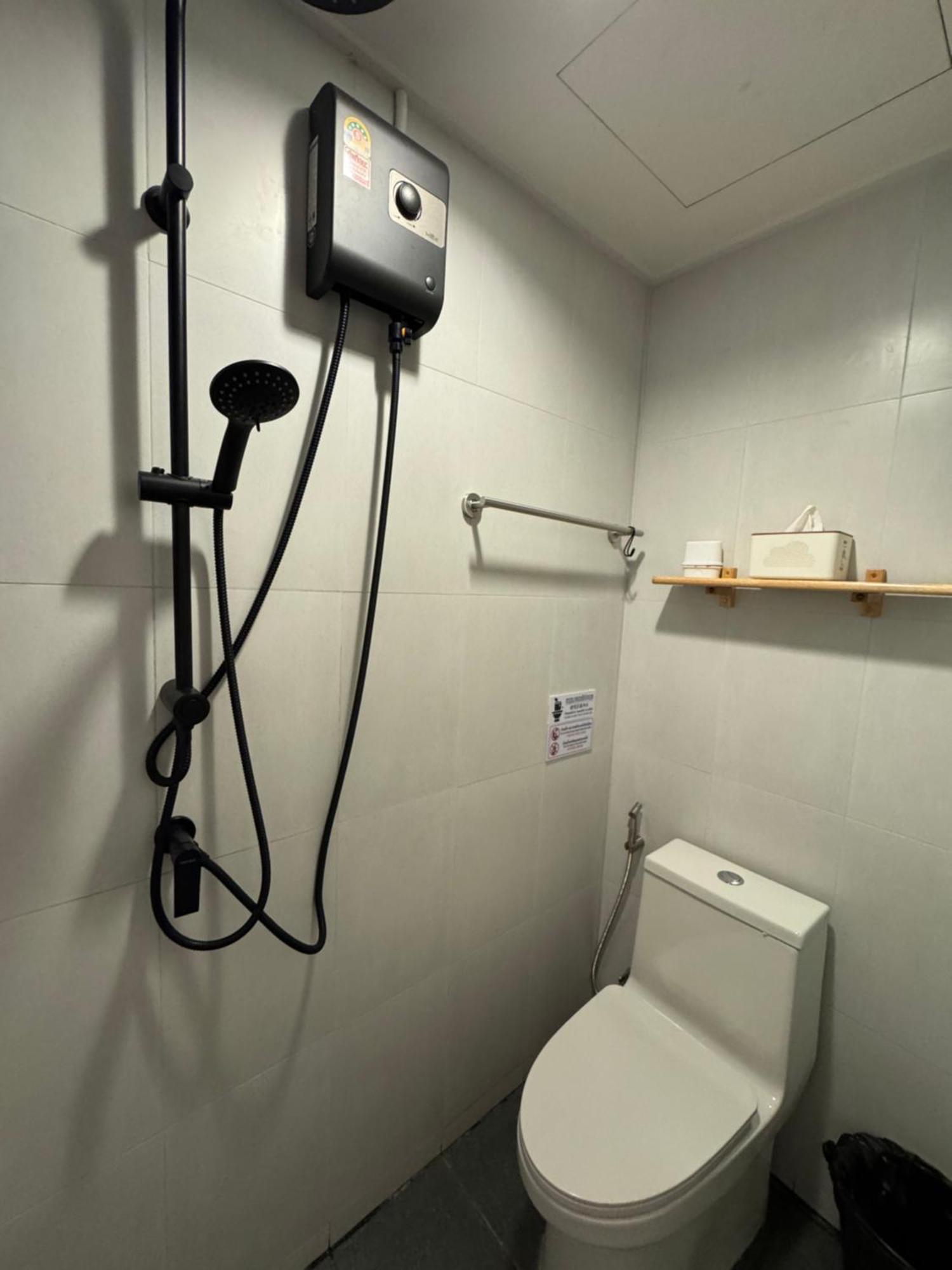 Entire 2br 2ba Chinatown Near Yaowarat - Songwat Apartment Bangkok