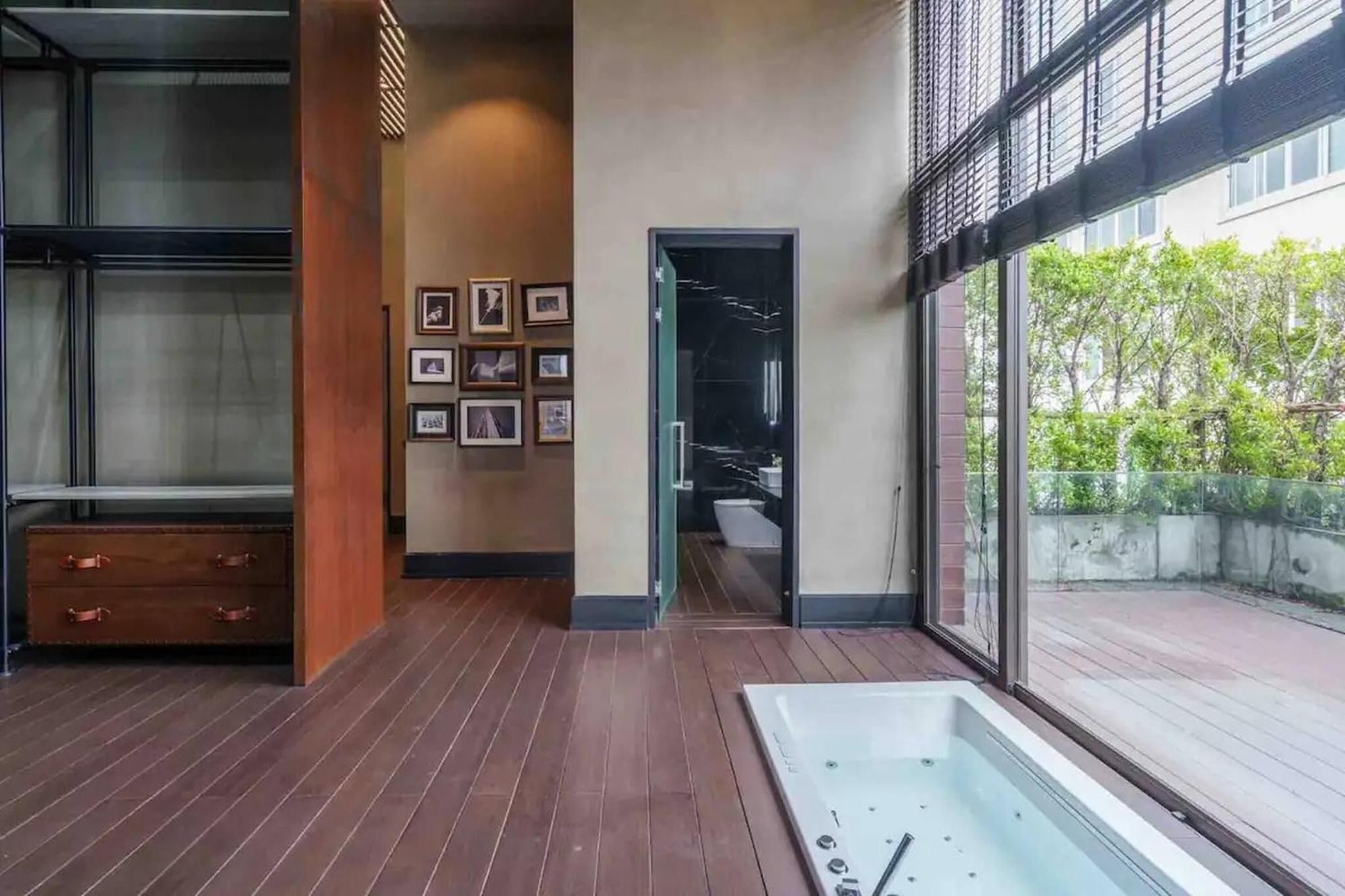 Biệt thự Luxury Modern Pool Jacuzzi 5br Thonglor