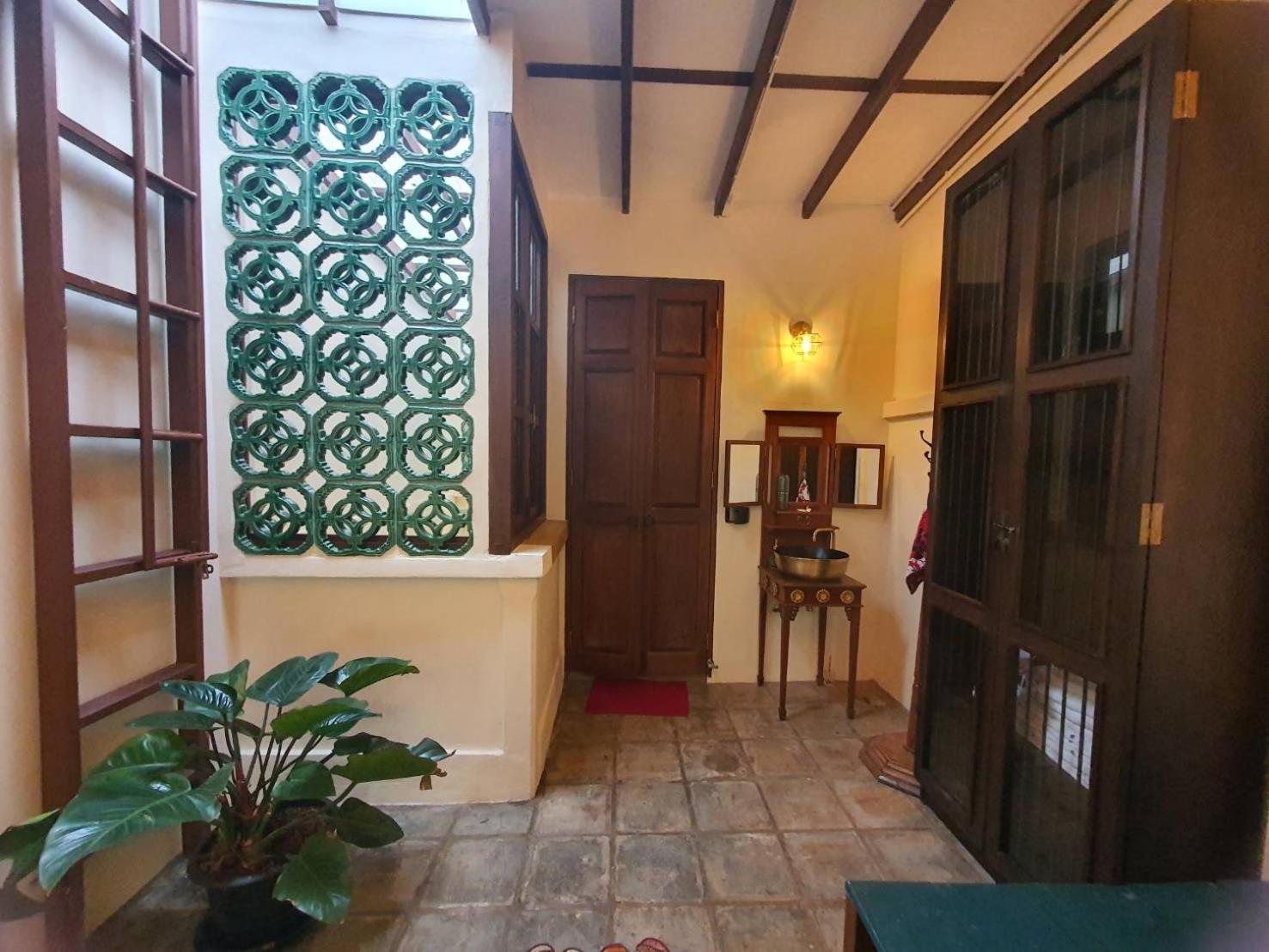 The Courtesan At Yaowarat, Townhome 80 Sqm * Bangkok