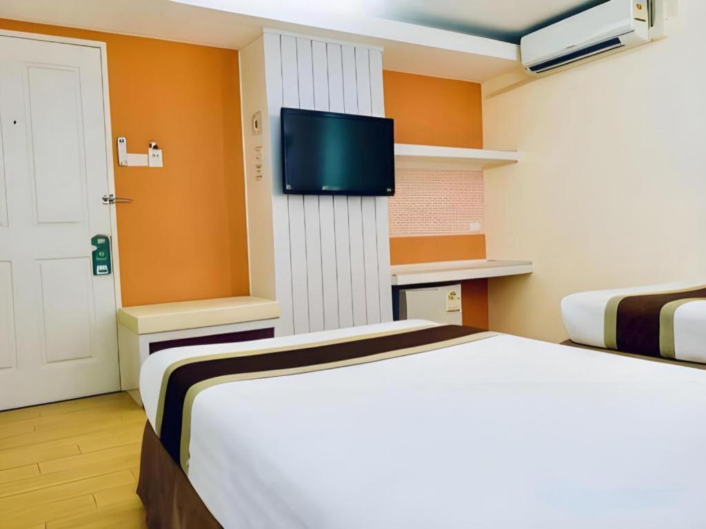 The Konnect Hotel