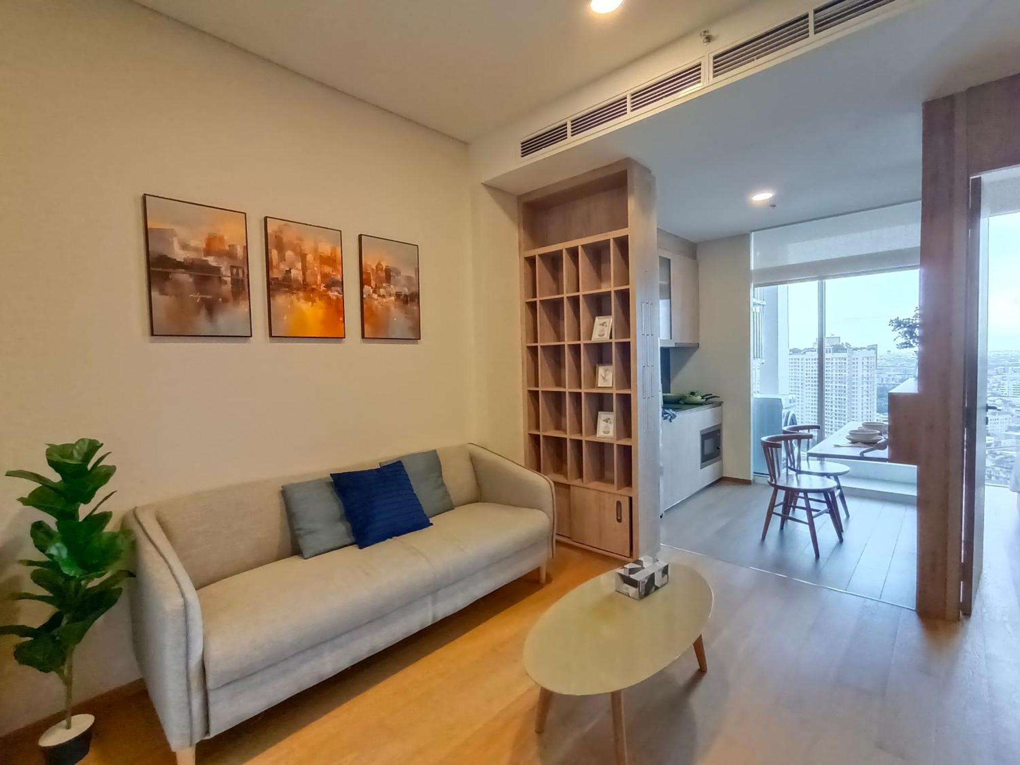 1bed High Floor Close Tobts Ekamai Apartment Bangkok