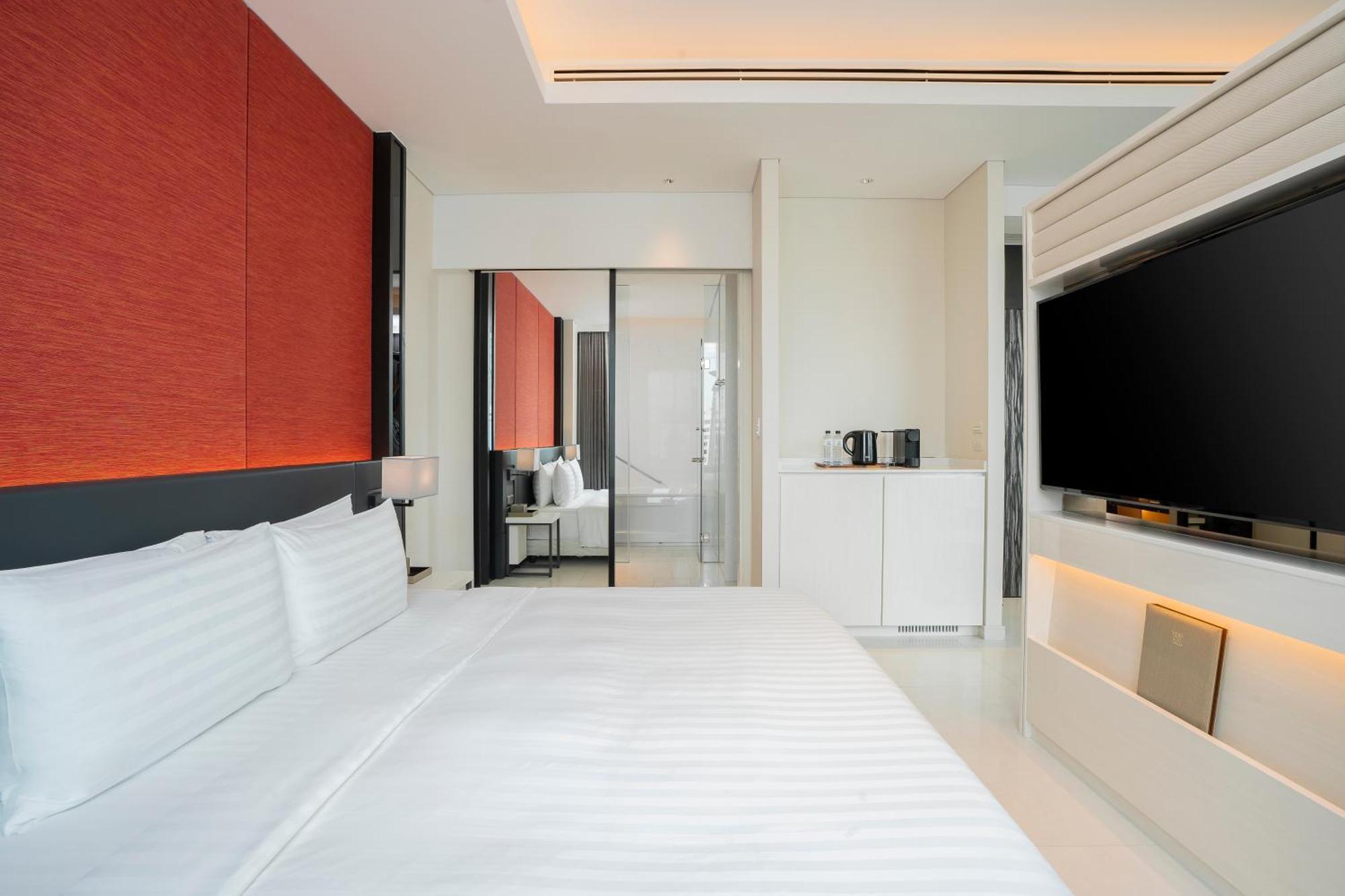 Solaria Nishitetsu Hotel 4*