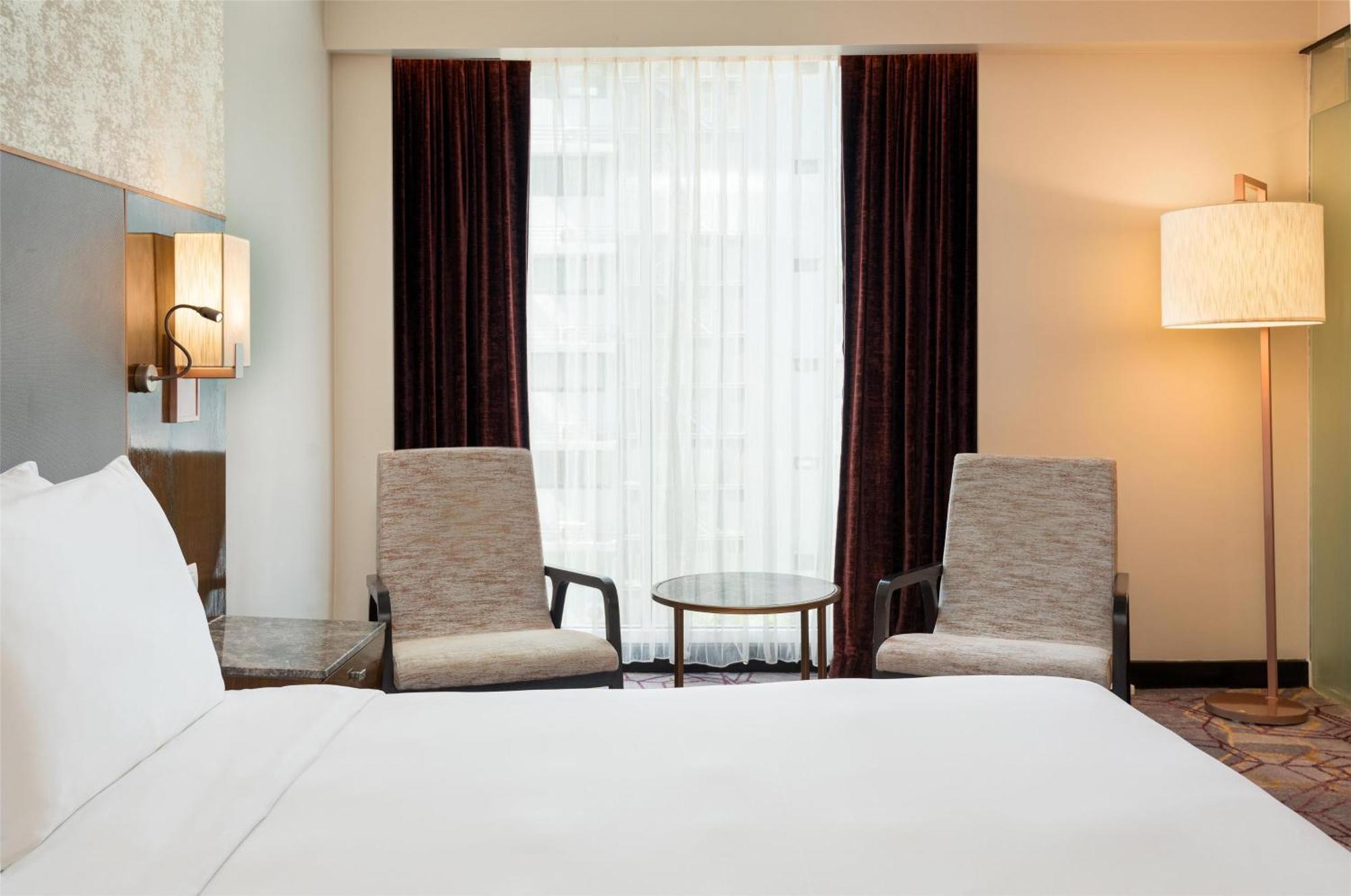 Radisson Sukhumvit 4*