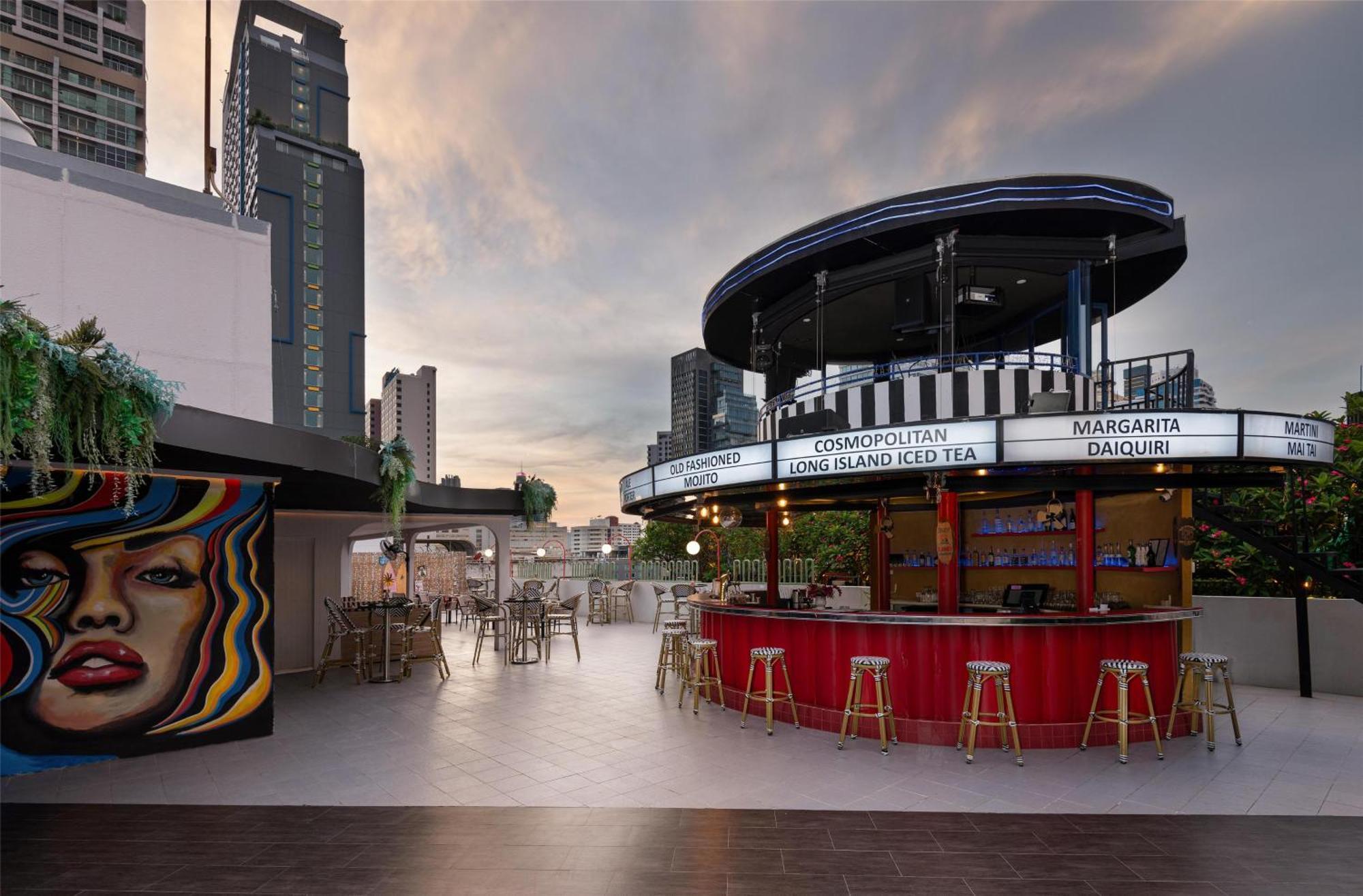 Radisson Sukhumvit 4*