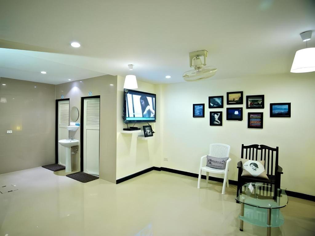 House Hotel 3*