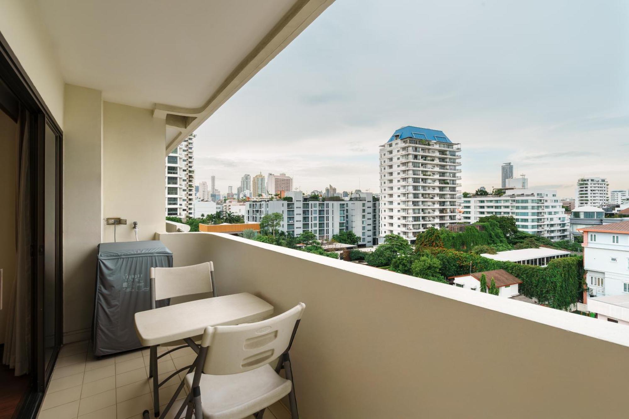 Jungle Dream King Bed Oasis With Balcony & High-speed Wifi *