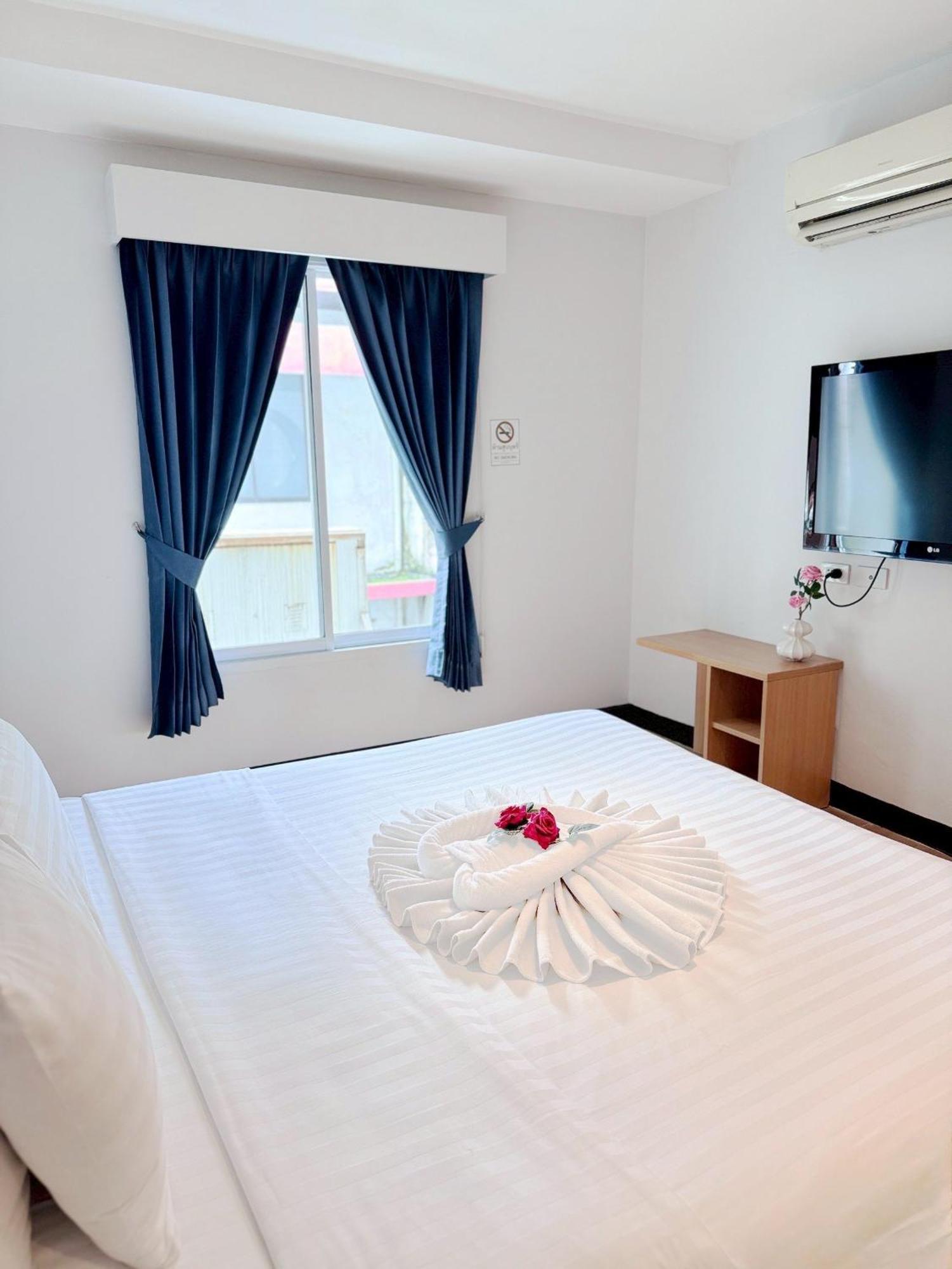 Nantra De Comfort Hotell