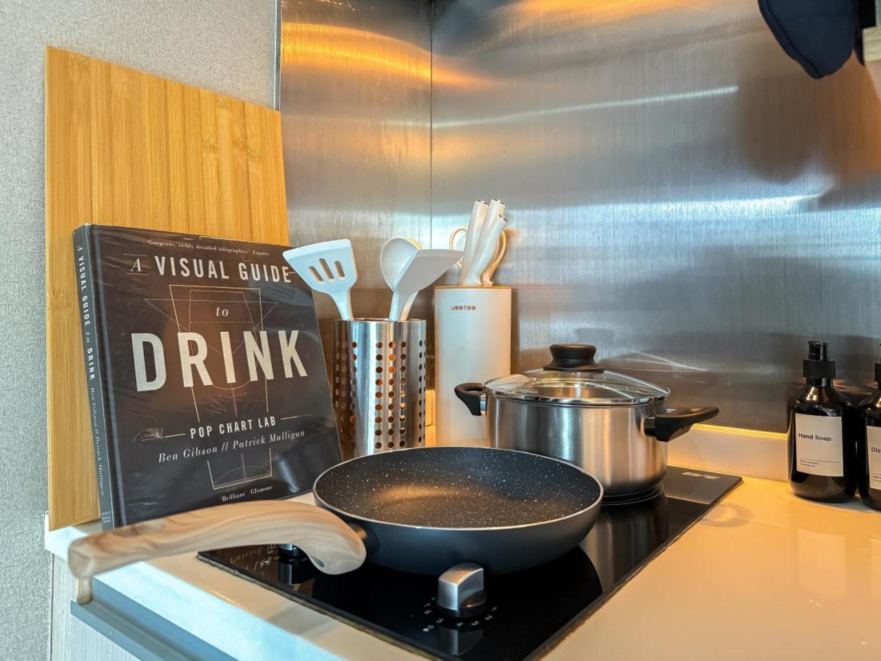 Tropical Modern 1br - Ultra Fast Wifi - Thong Lo * Bangkok
