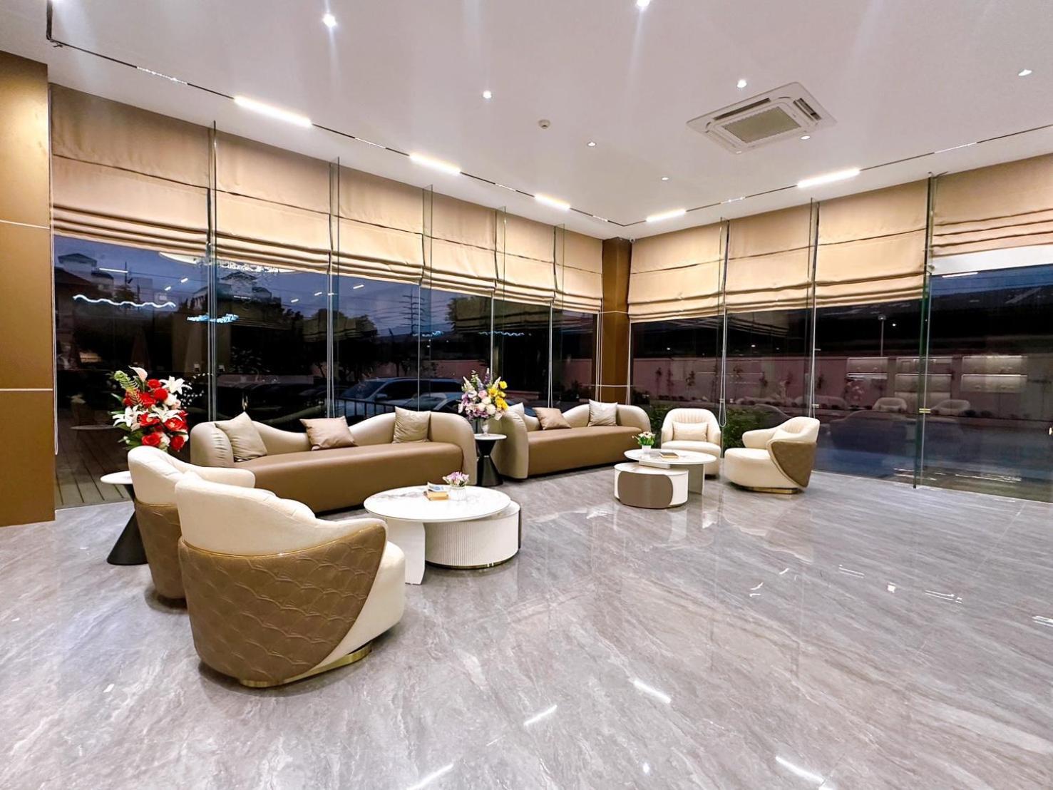 Miloft Suvarnabhumi Airport Hotel 5*