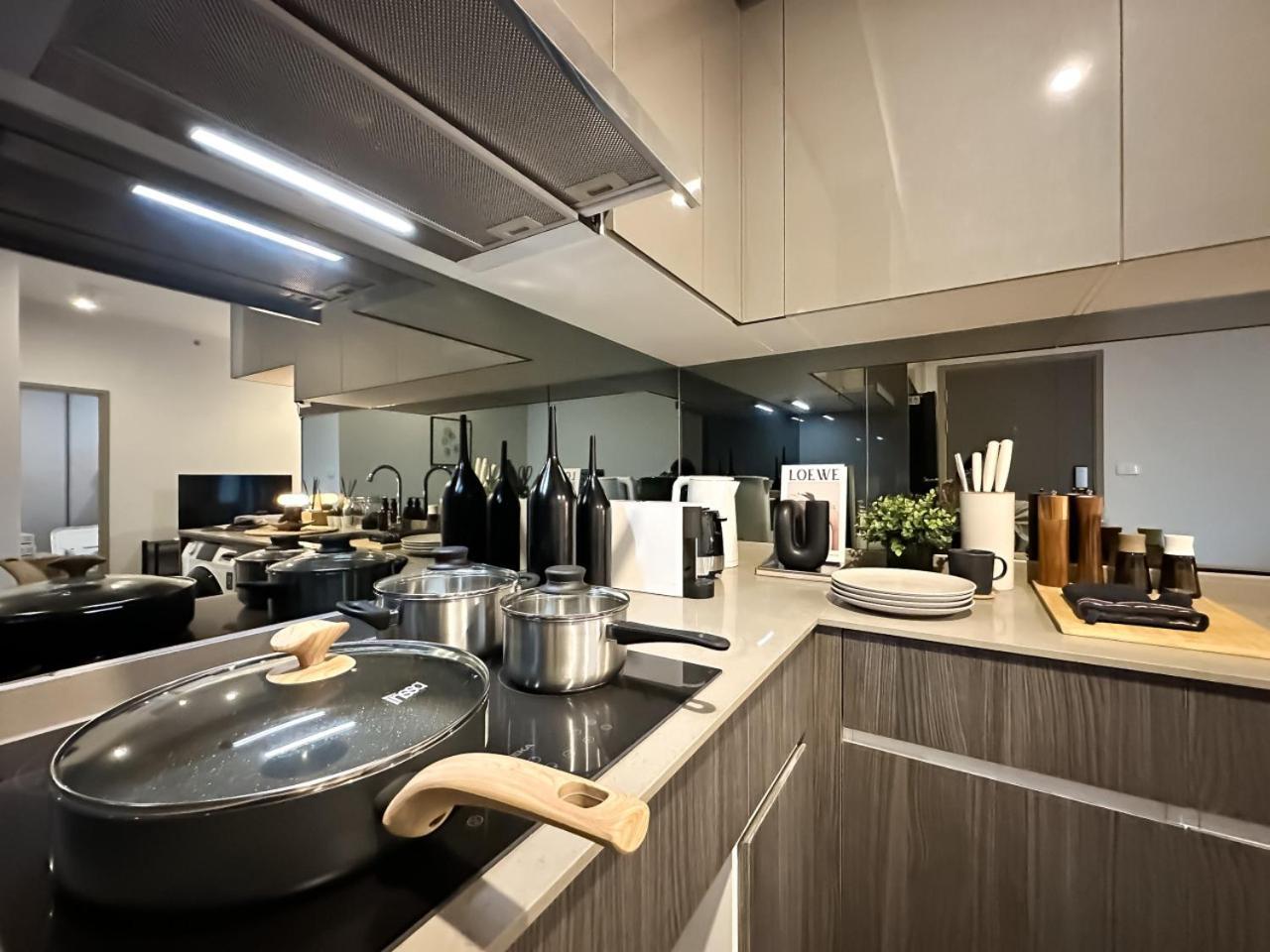 Leilighet Expansive Stylish 2br - Ultra Fast Wifi - Asoke