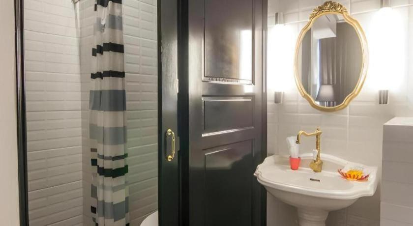 First House 3* Bangkok