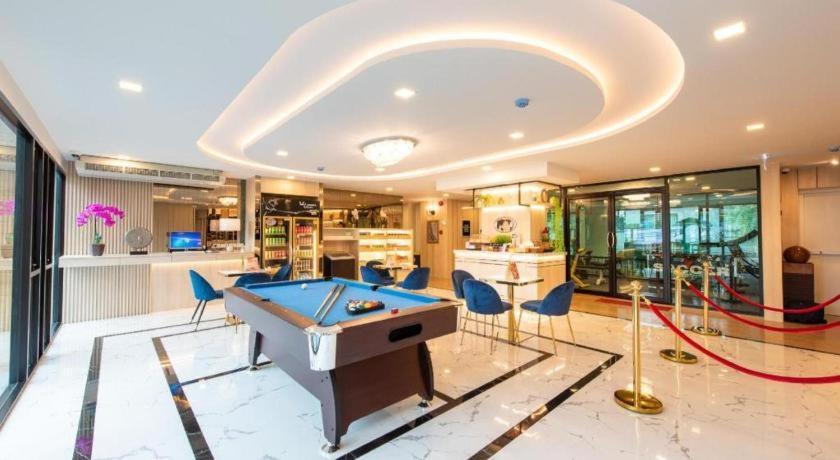 Metro Ratchada 36 Hotel