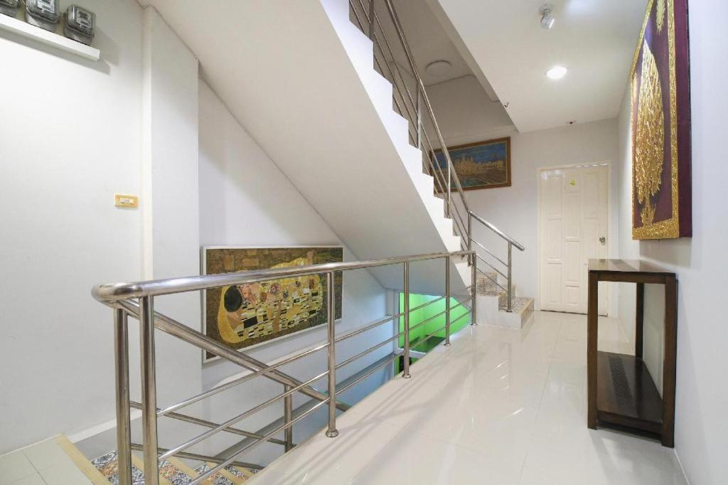 Hotel Oyo 818 Suksomboon 2*