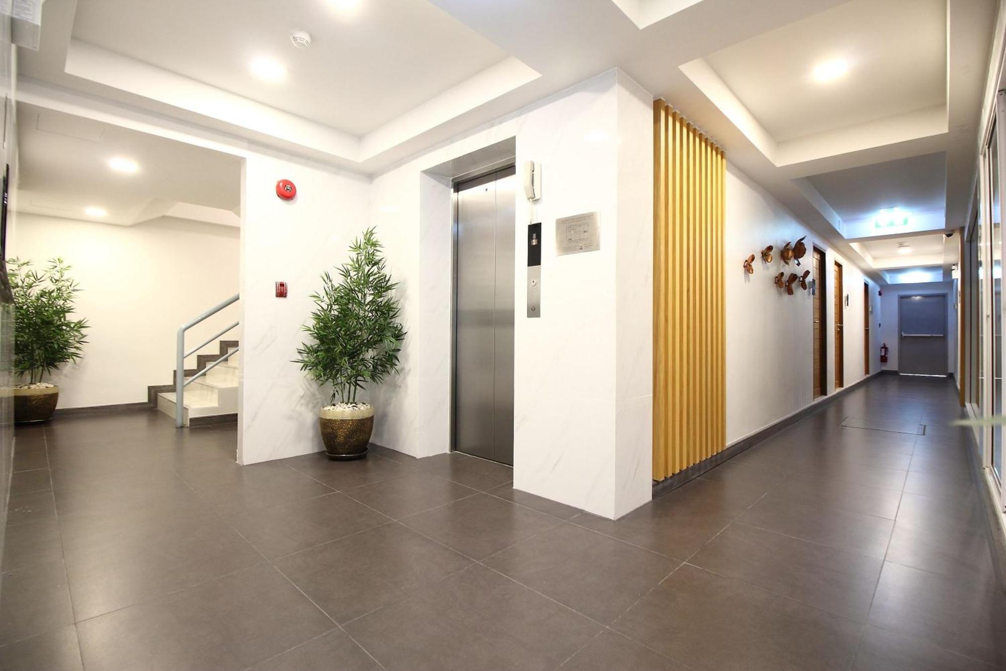 Dancenter Pannee Khaosan Apartment