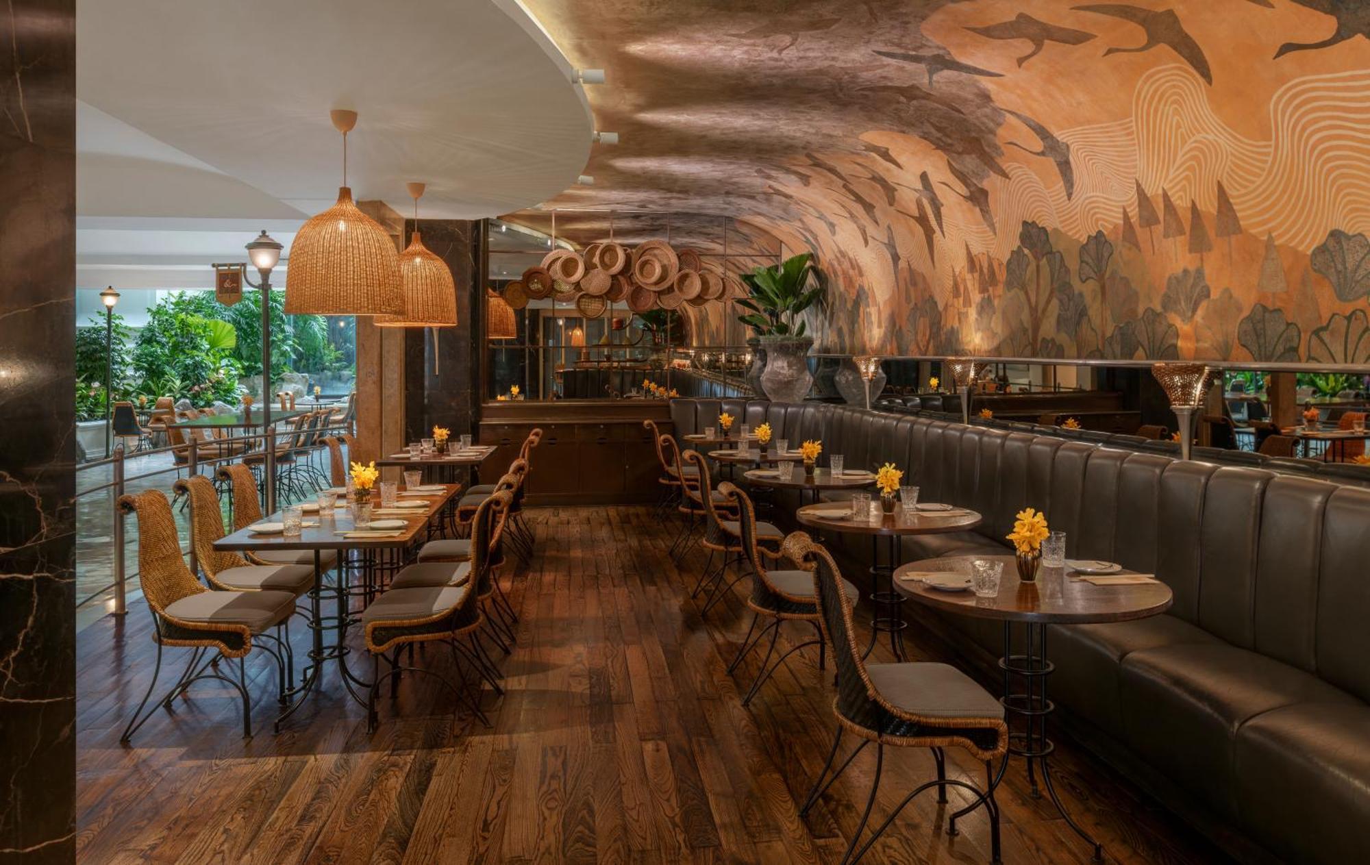 Grand Hyatt Erawan Hotel