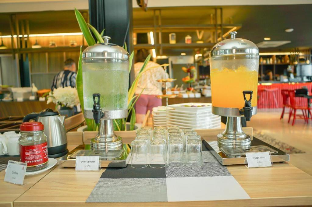 7 Days Premium Don Meaung Airport Hotel