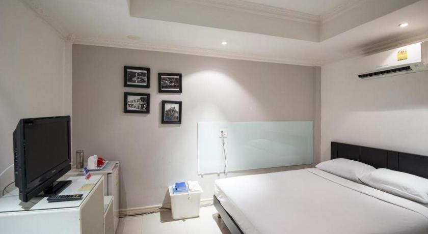 House Hotell 3*