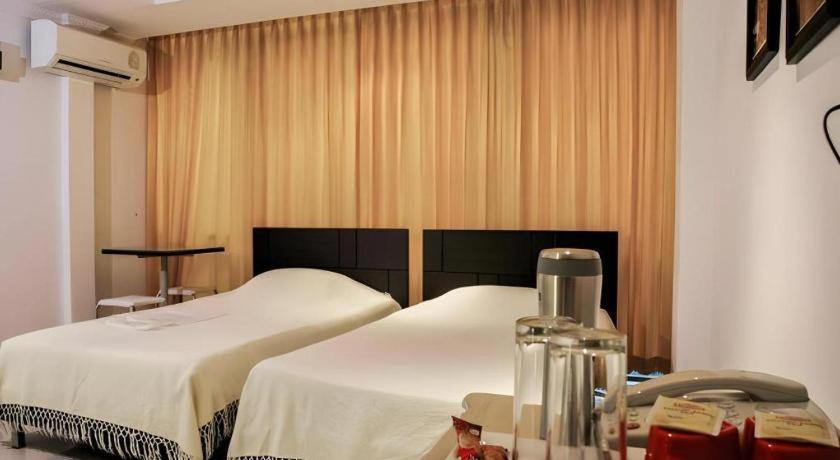 House Hotell