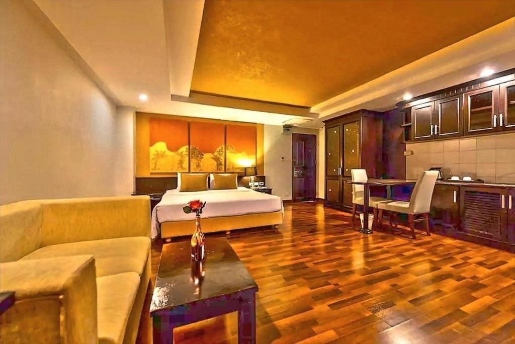 The Heritage Sathorn Hotell