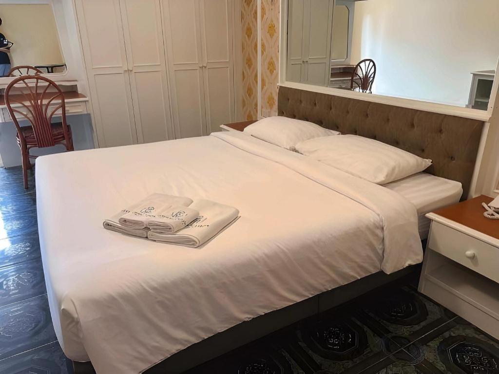Rest@ratchada Hotel