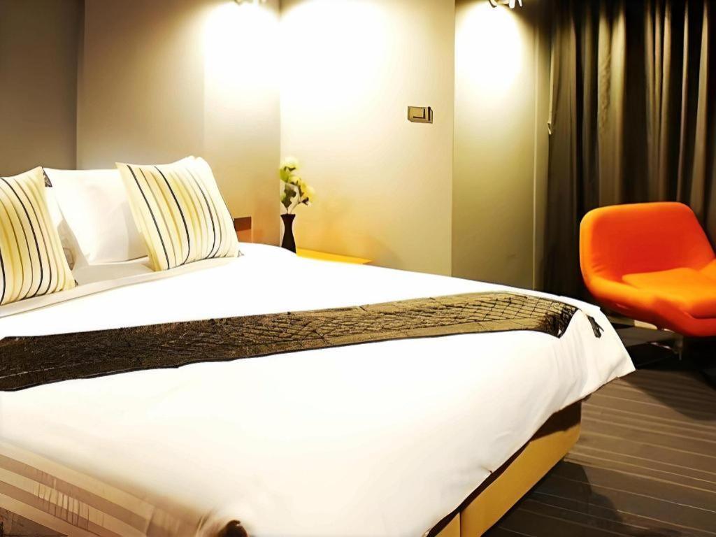 Hotel The Heritage Silom 4*